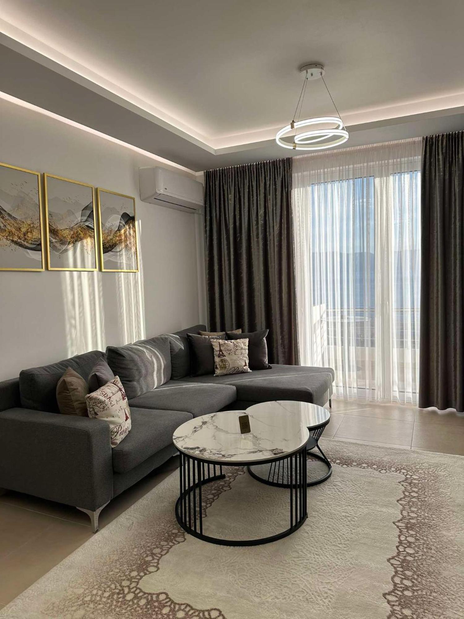 Sea View Apartment Luxury Vlorë Екстериор снимка